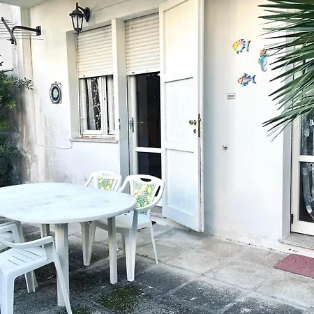 Apartment M282 - Marcelli, Trilocale Con Giardino A 100mt Dal Mare